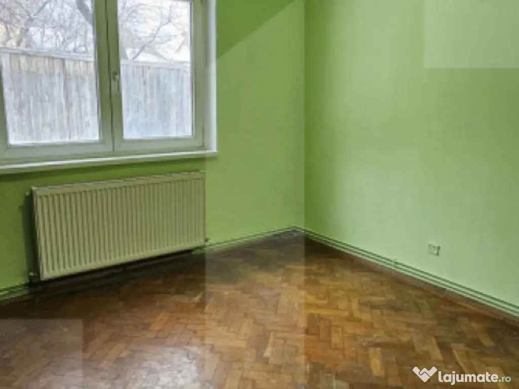 Apartament cu 4 camere de vânzare, ideal pentru familii, zo
