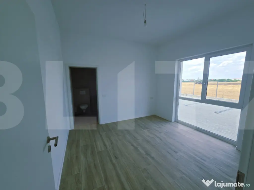 Spatiu, de vanzare, 77 mp, zona Torontalului