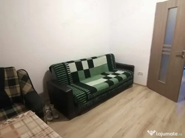 1 camera in zona Buziasului