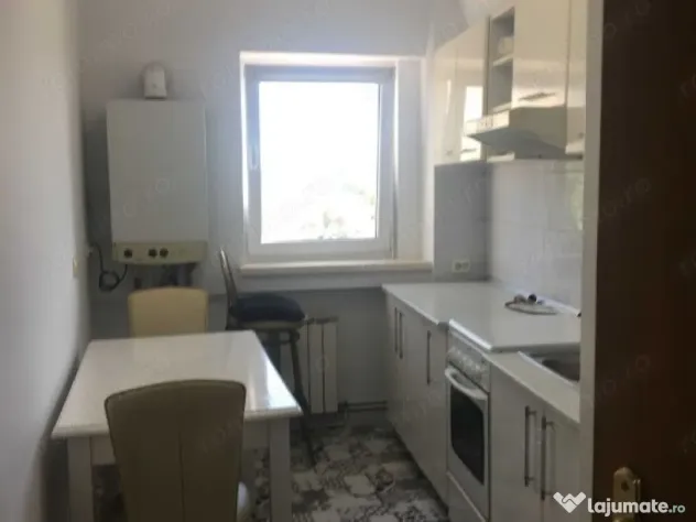 1 camera in zona Buziasului