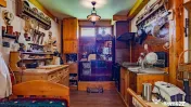 CASA CARAMITRU | POVESTE VIE SI ISTORIE CULTURALA | MOIEC... 