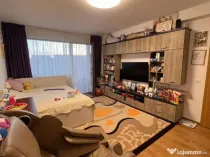 Apartament 2 camere, decomandat - zona Tractorul