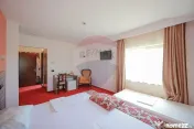 Hotel / Pensiune cu 24 camere de vânzare - Băile 1 Mai