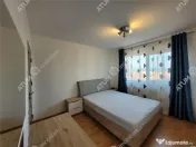 Apartament decomandat 3 camere si balcon zona Vasile Aaron d 