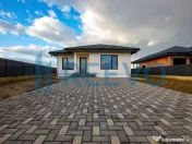 Casă/Vilă nouă de vânzare în Lilieci, Bacău 