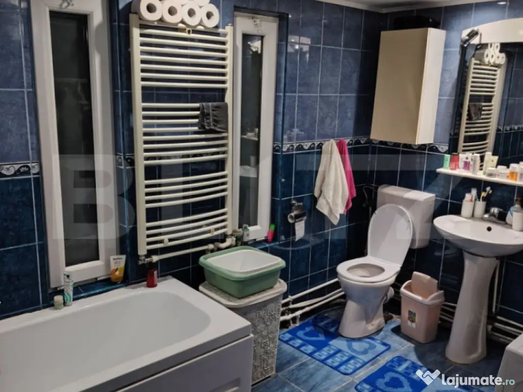 Casa etaj + demisol, 340 mp utili, 350 mp teren, zona Burduj