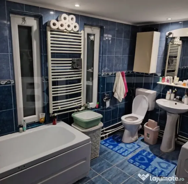 Casa etaj + demisol, 340 mp utili, 350 mp teren, zona Burduj