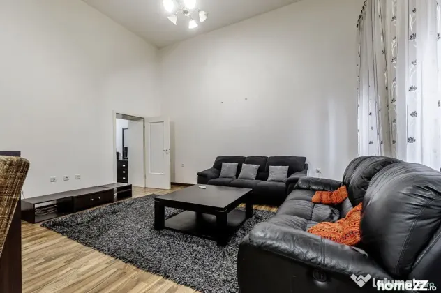 PRET NOU! Apartament 2 camere - Etaj 1 - Palatul Neumann ... - Arad (Arad)