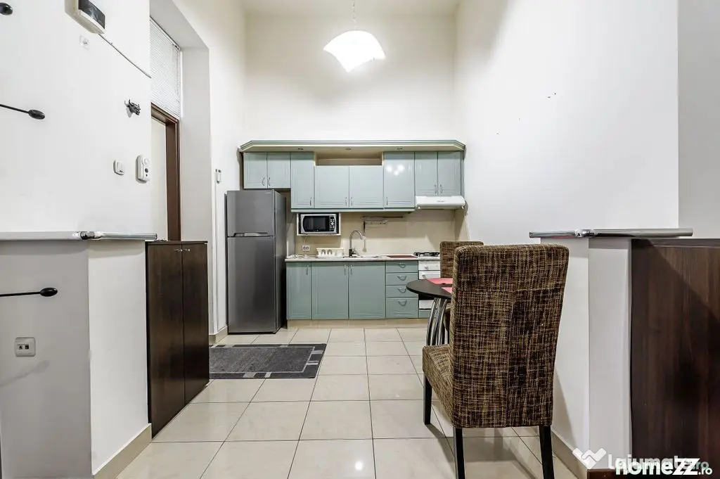 PRET NOU! Apartament 2 camere - Etaj 1 - Palatul Neumann ... - Arad (Arad)