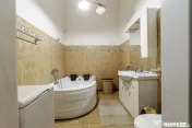 PRET NOU! Apartament 2 camere - Etaj 1 - Palatul Neumann ... 