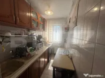 Apartament cu 3 camere, etajul 2/4, 50 mp, Micro 11