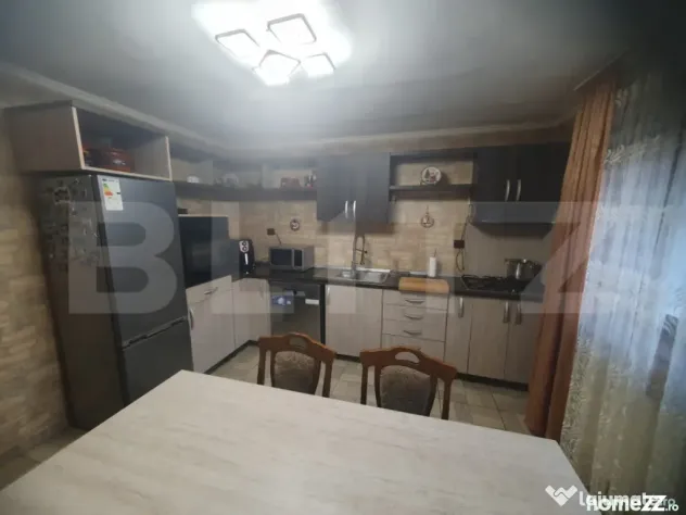 Casa de vanzare in zona Pandurasu - Targu Jiu (Gorj)