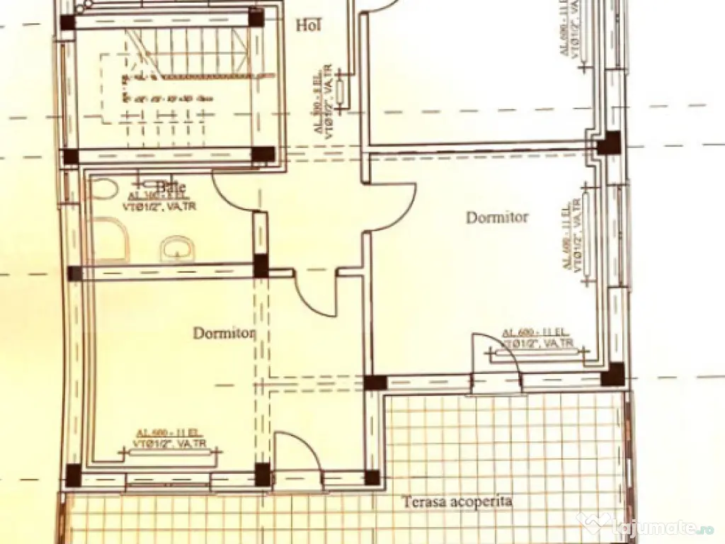 Proiect Casă + garaj în construcție – teren 553 mp, Hol