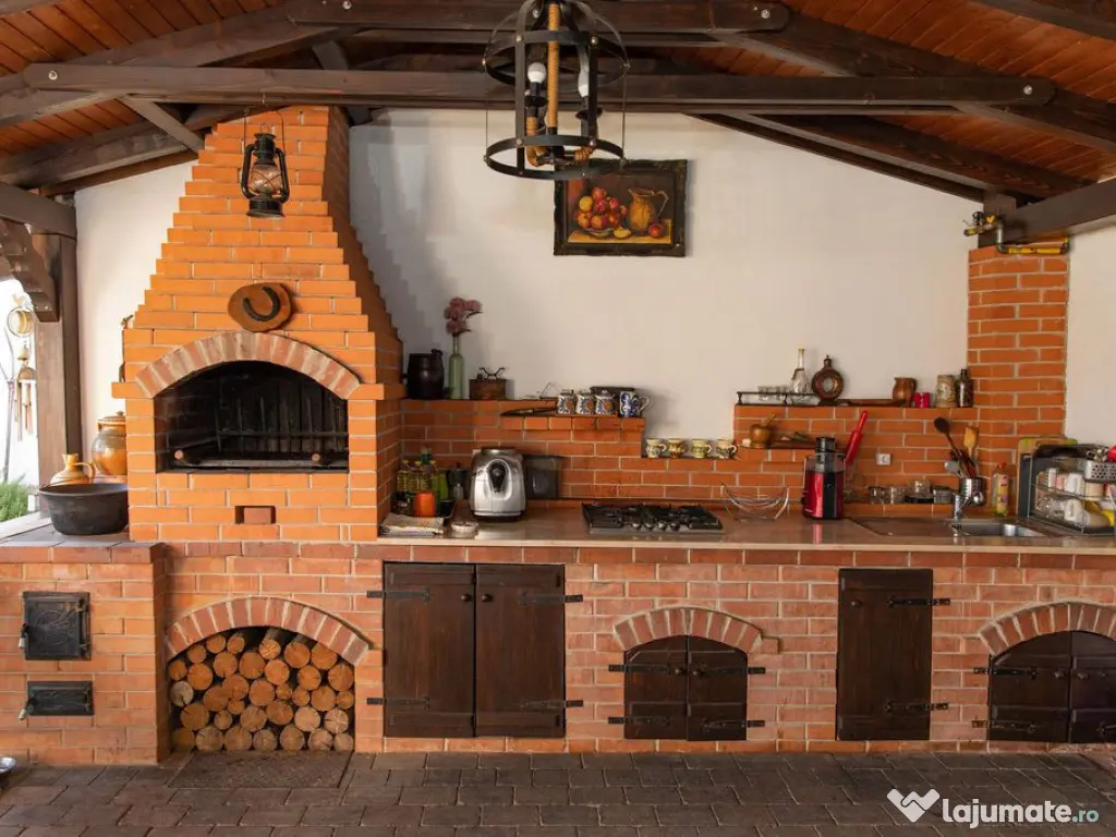 Vilă P+M, Clujului, 190 mp, teren 520 mp, singur în cur...