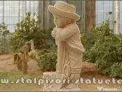 Statuetă băiat cu hârleț, galben patinat, model S60. 