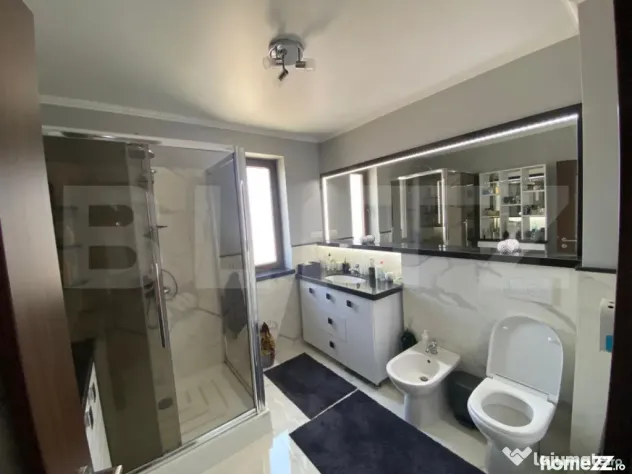 Apartament SUPERB 3 camere, 81 mp utili, garaj, 2 bai- zona - Bistrita (Bistrita-Nasaud)