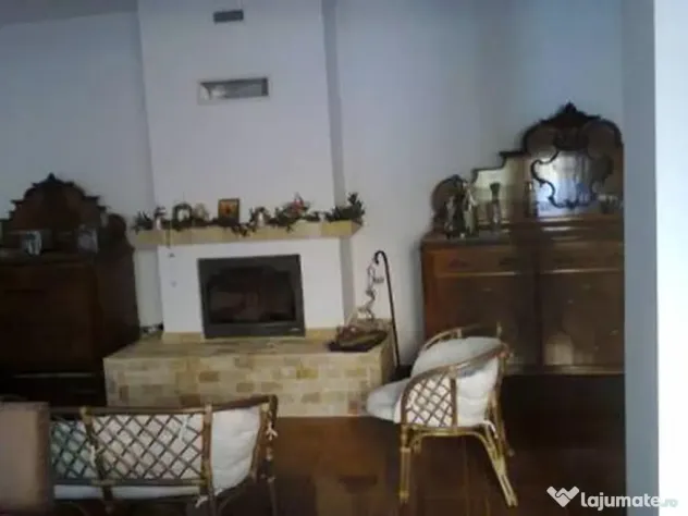 Blv BUCURESTI - casa P+1, 6cam, S-200mp - 155000 euro