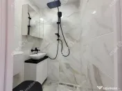 Garsoniera complet renovata la etaj intermediar in zona Tere 