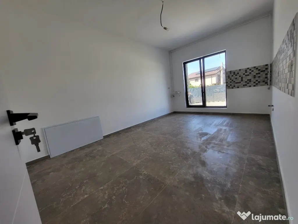 Singulara pe parter | placa de beton | 525mp teren | garaj