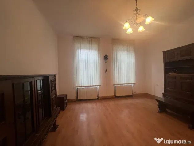 Inchiriez spatiu comercial zona Centrala - ID : RH-43726-property