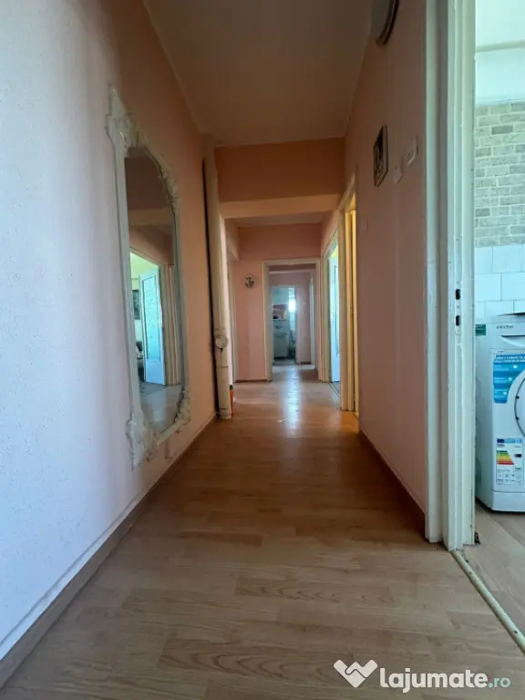 Apartament 3 camere decomandat, Calea Calarasilor.