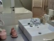 Vanzare - imobil cu posibilitati de investitie multiple -... 