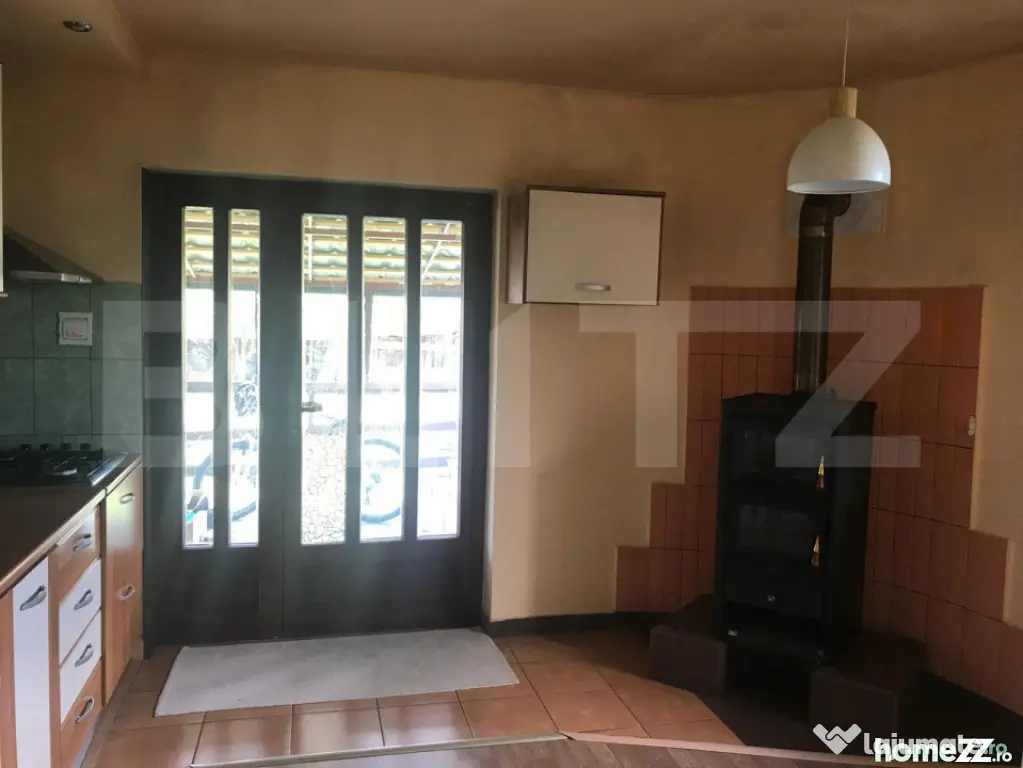 Casa cu 5 camere, 198 mp utili, 600 mp teren, in cartierul P
