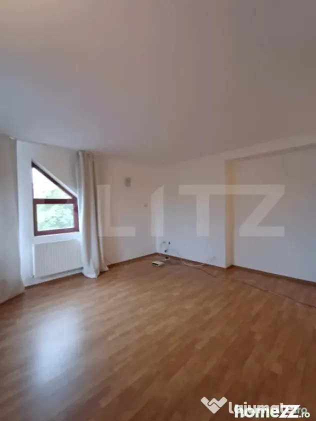 Casa cu 5 camere, 198 mp utili, 600 mp teren, in cartierul P