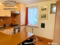 Apartament 3 camere, etaj 1, cu boxa in proprietate, zona Scoala nr.2