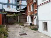 Casa 6 camere de inchiriat , activitate comerciala sau offic 