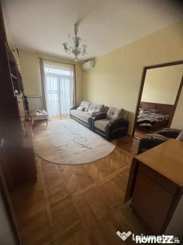Apartament 3 camere zona Peninsulara