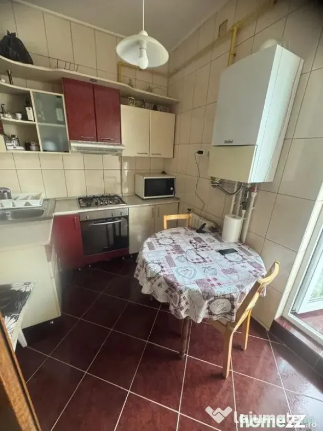 Apartament 3 camere zona Peninsulara