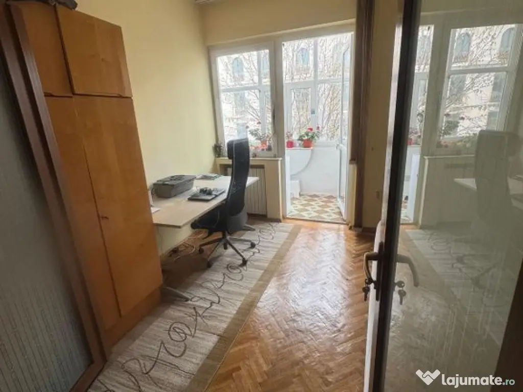 Apartament 3 camere zona Peninsulara