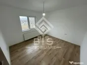 3 Apartamente 3 camere bloc nou 