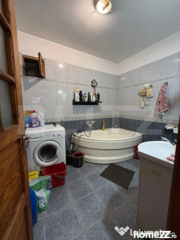 Casa 200 MP, teren 300 mp PLOIESTI - Ploiesti (Prahova)