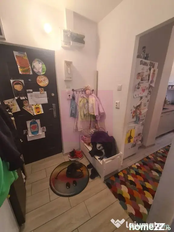 Apartament cu 3 camere de vanzare in Campina - Zona Cuza