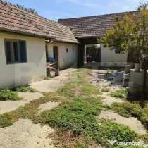 Casă individuală, locuibilă, în comuna Mihalț