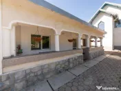 Casa visurilor cu livada roditoare si gradina amenajata 