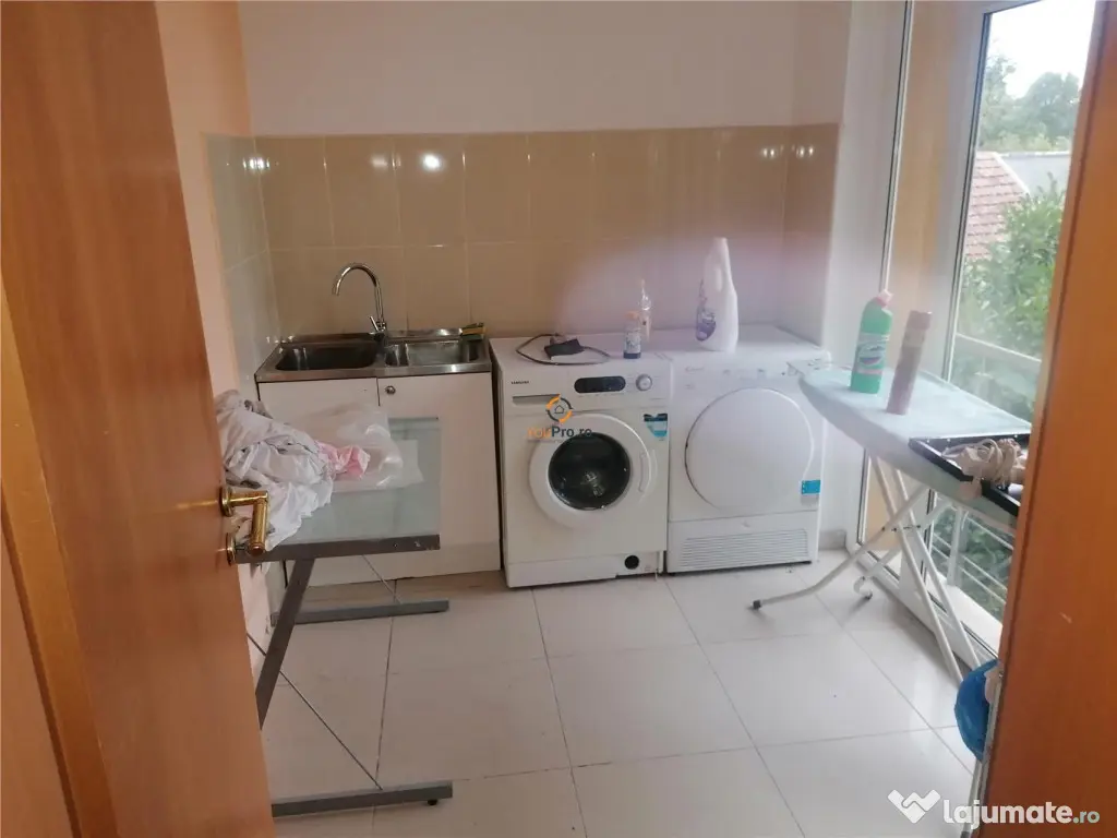 Pensiune Azil Spatiu Comercial Calea Girocului