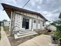 Casa de vânzare, 130 mp utili