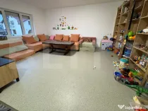 Casă de închiriat 3 etaje, 300 mp, zona Central