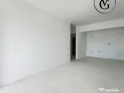 Apartament 3 camere - LakeSide Home - vedere frontala lac 