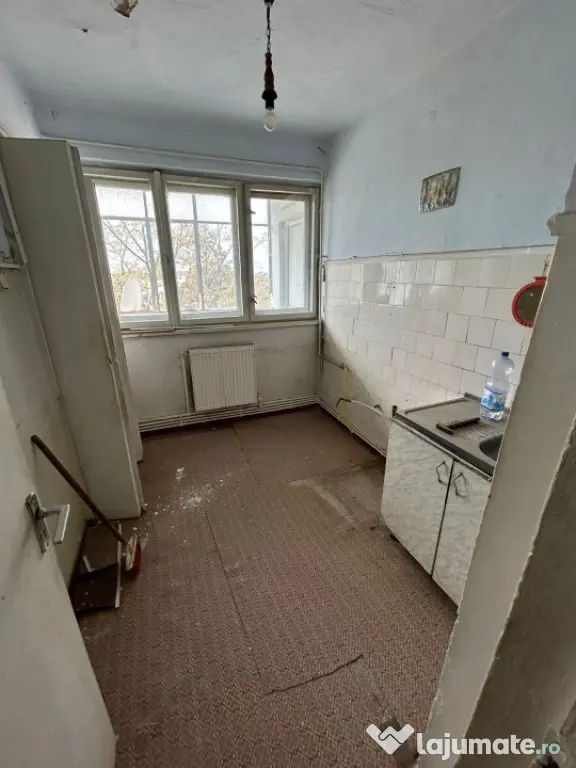 Apartament 2 camere confort 1 decomandat, Garii Marna, 2 bal - Braila (Braila)