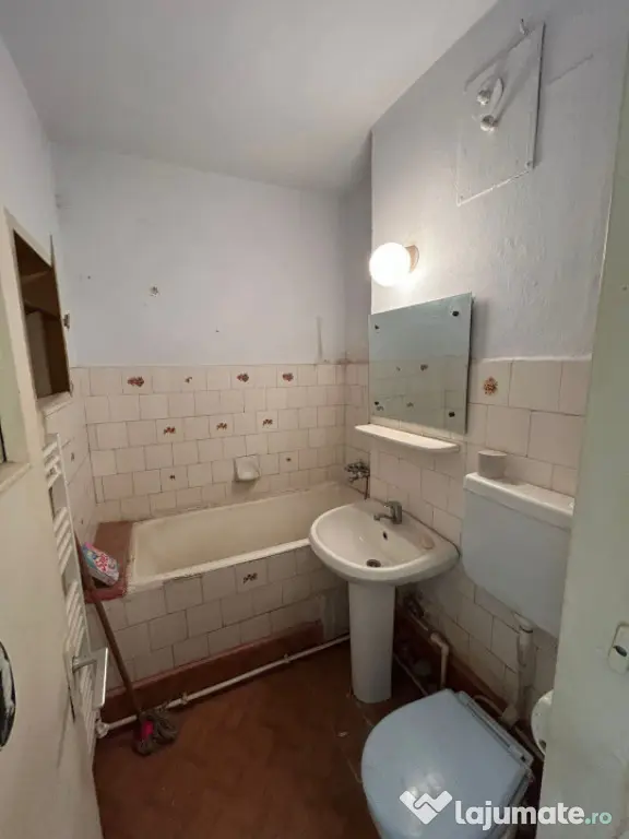 Apartament 2 camere confort 1 decomandat, Garii Marna, 2 bal - Braila (Braila)