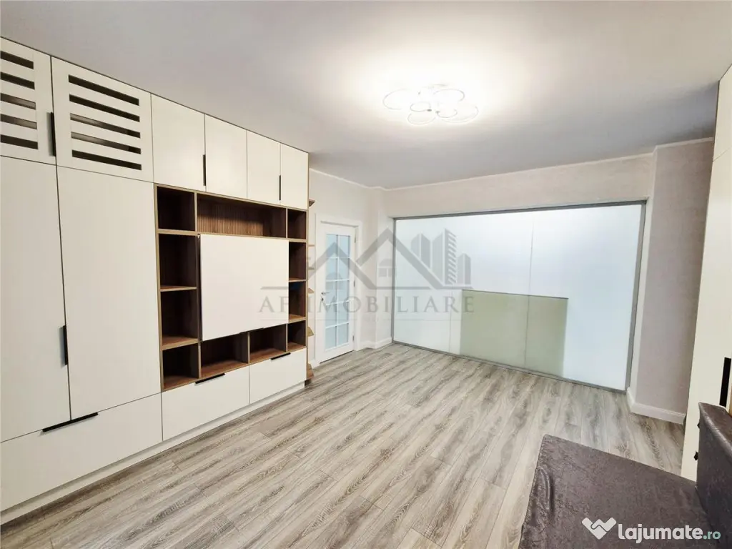 Apartament cu o camera-parcare inclusa