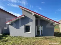 Oportunitate! Casă unifamilială semifinisată, P+M, 100 mp