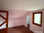 Casă complet renovată, pentru locuință sau pensiune t... 