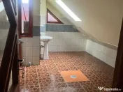 Casă complet renovată, pentru locuință sau pensiune t... 