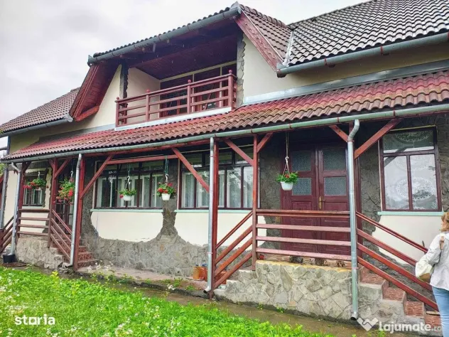 CASĂ CU SUFLET, ÎN INIMA COVASNEI, de vânzare