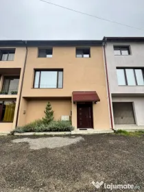 Casă înșiruită modernă – P+2 – Tăuții Măgherău?
